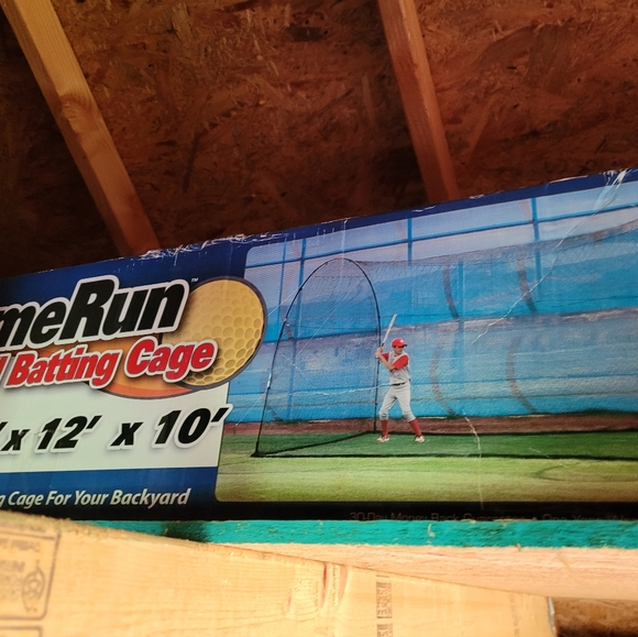 Pitching mound ans hitting cage - Picture 4 of 5